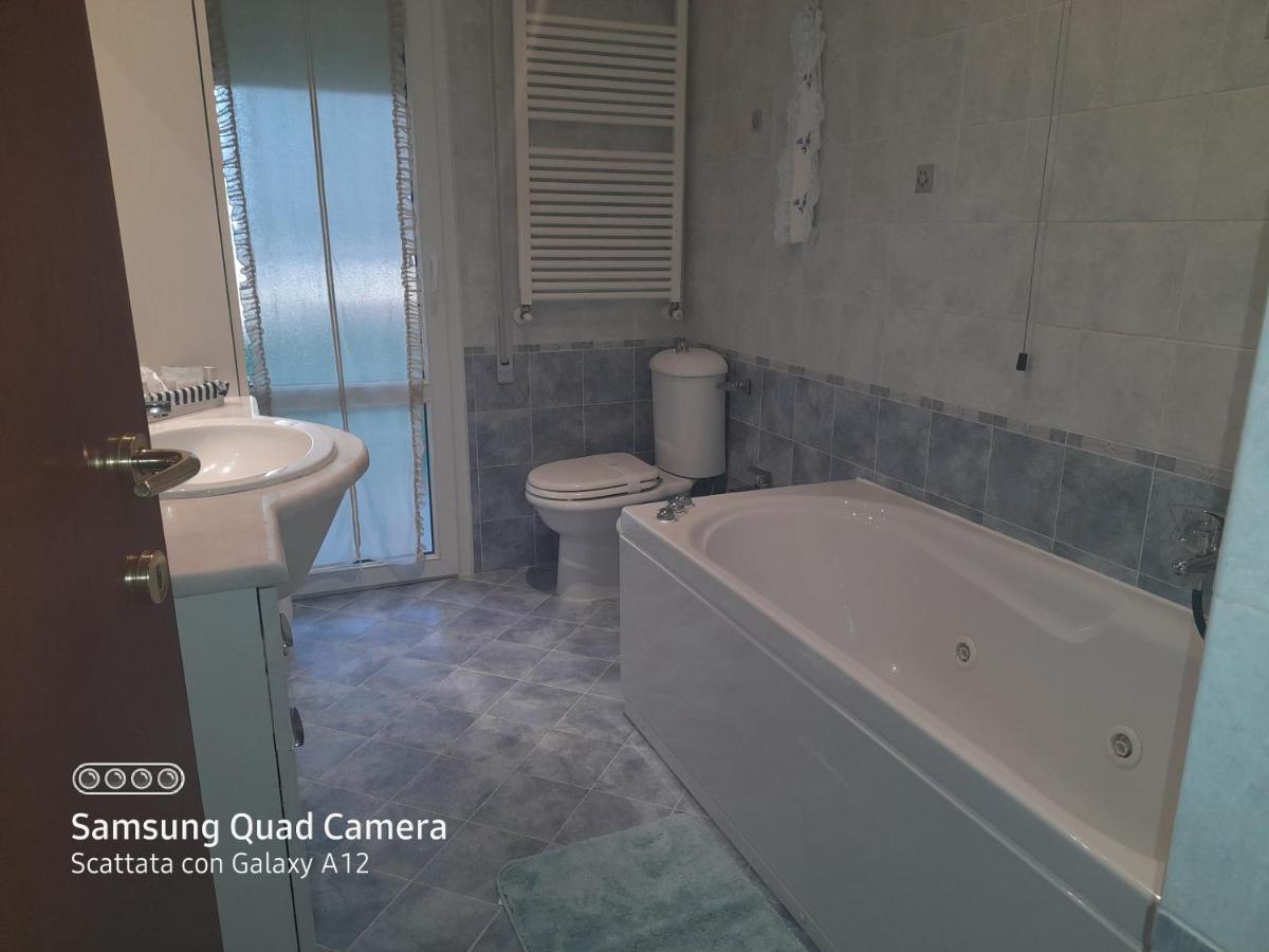 La Casa Di Debby Parcheggio Wi-Fi , Aria Condizionata Gratuiti Apartamento Capannori Exterior foto